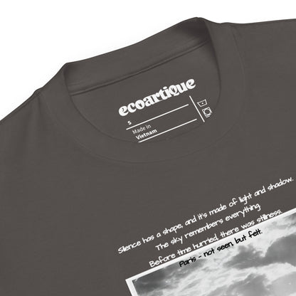 シャツ | スタンダードミドルウェイトTシャツ | 男女兼用 | ユニセックス | Cloud Study over Paris – Not Seen, but Felt-bsmoky black version